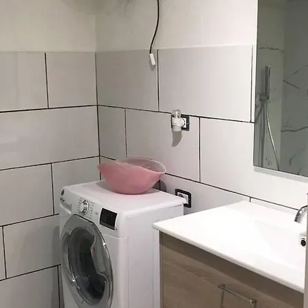 Tortoloft דירה *