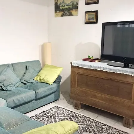 דירה Tortoloft